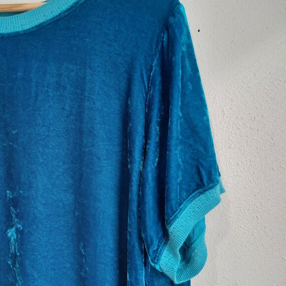 Johnny Was Dark Blue Velvet Top Tunic Rayon Silk Size Medium - Picture 2 of 9
